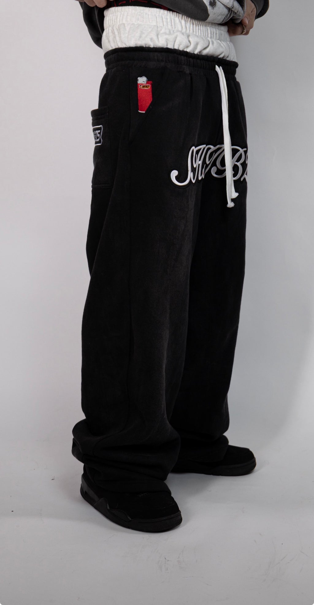 “Lazy” Sweats Black
