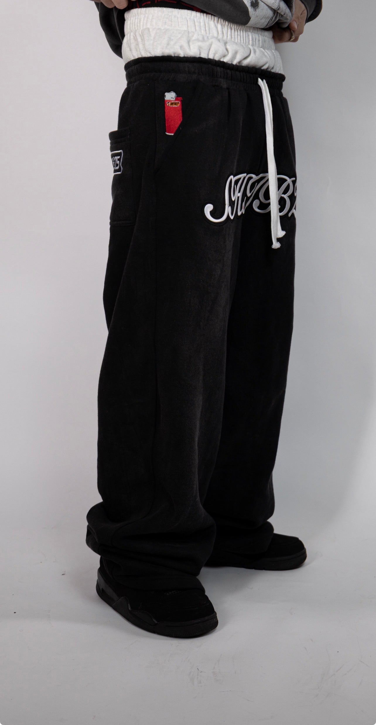 “Lazy” Sweats Black