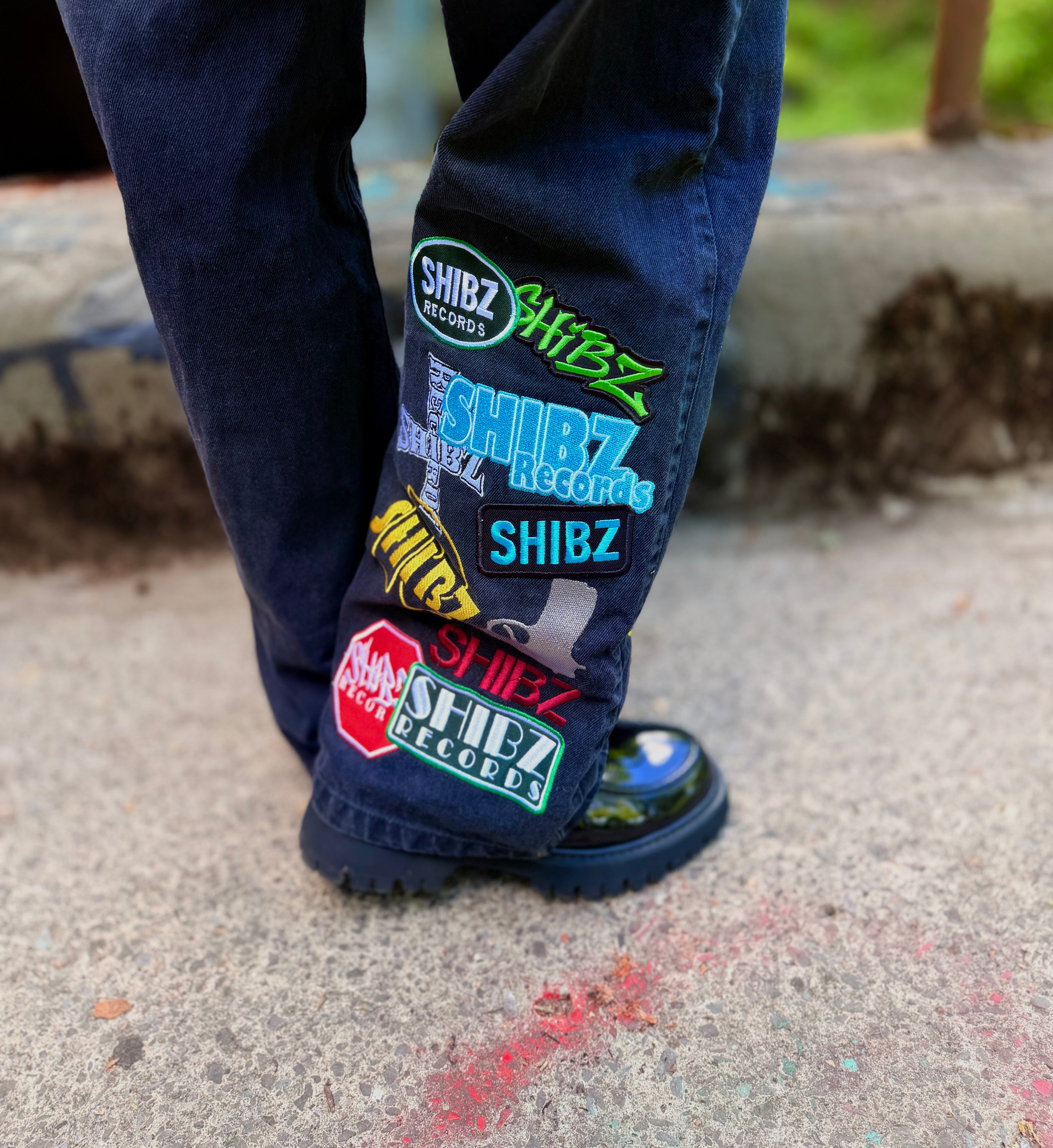All Over Embroidery Jeans