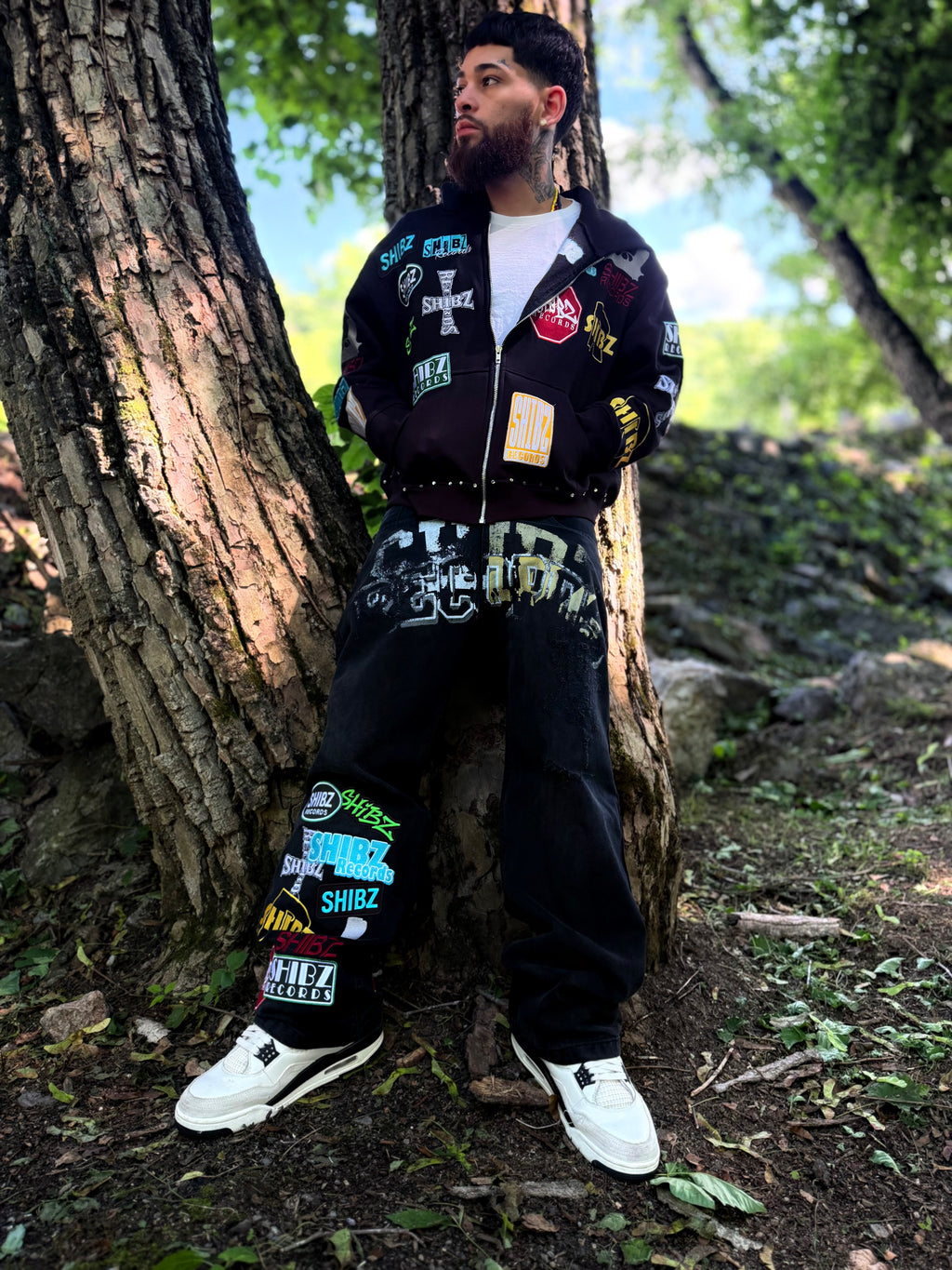 All Over Embroidery Jeans